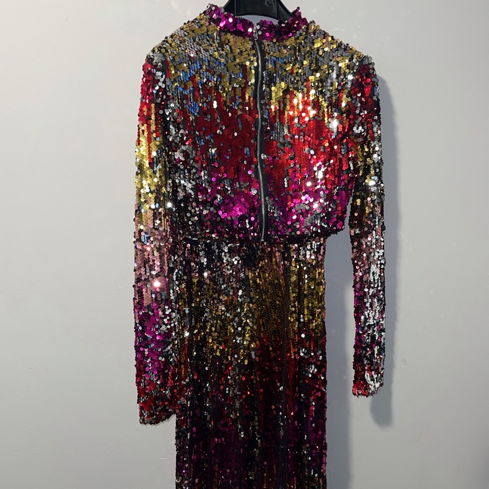 Two piece sequence outfit.